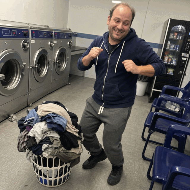 Battle image: Laundromat Dance