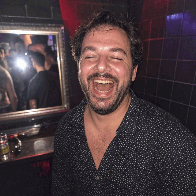 Battle image: Club Bathroom Happy Laugh